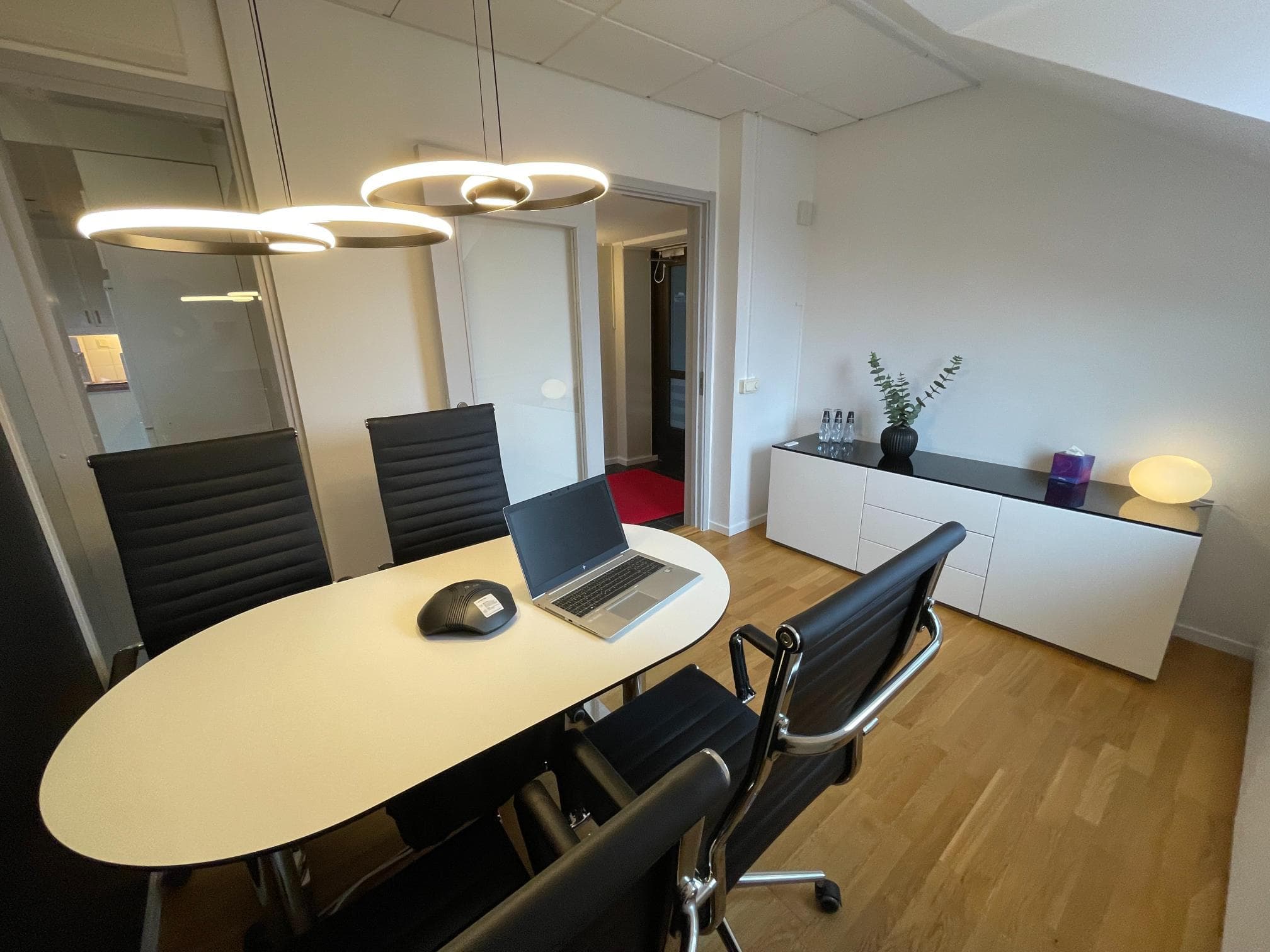 Efter snickeriarbete – ny trappa byggd av Din Hemmafixare