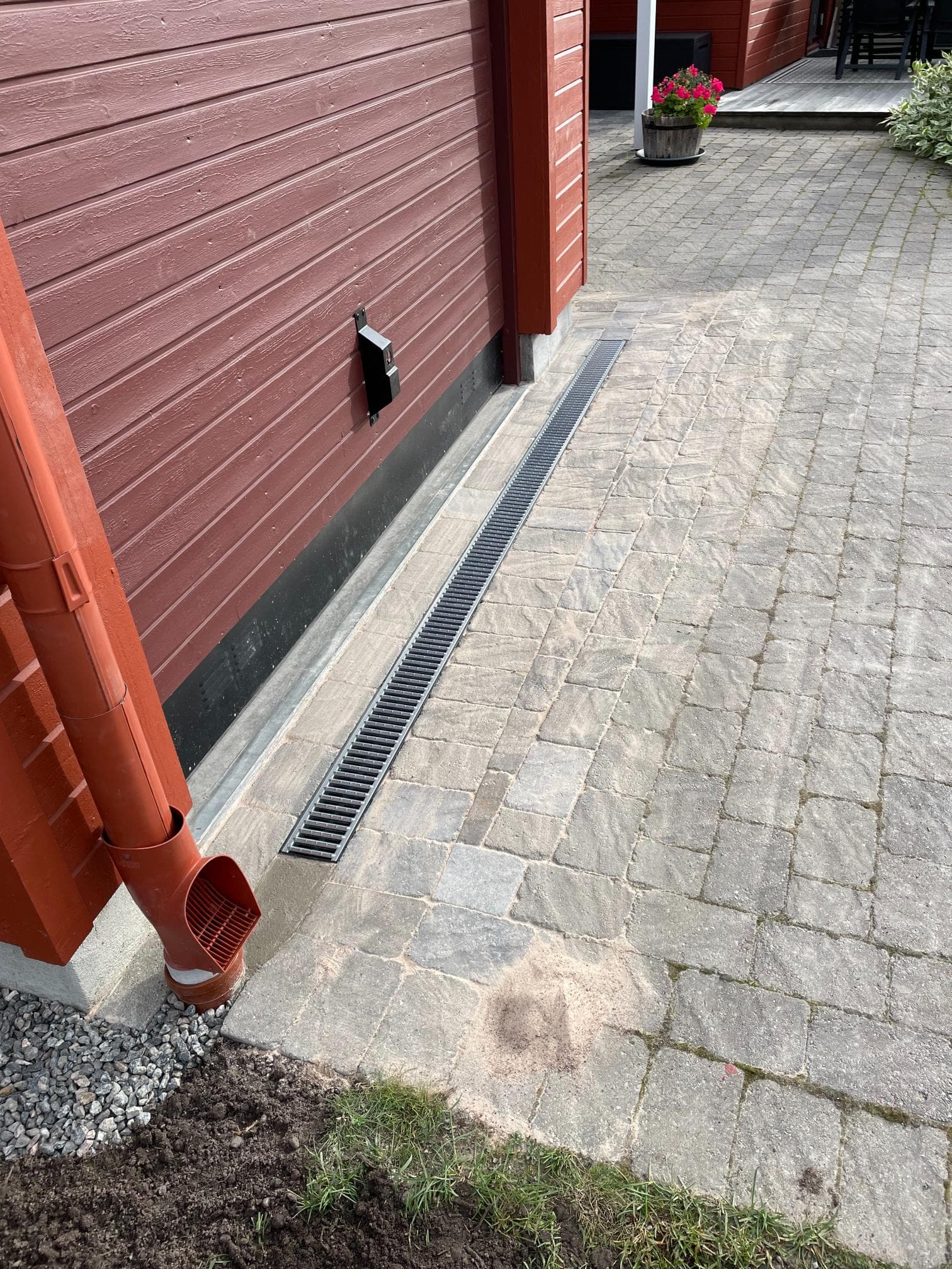 Efter inomhusrenovering – fräscht renoverat rum av Din Hemmafixare