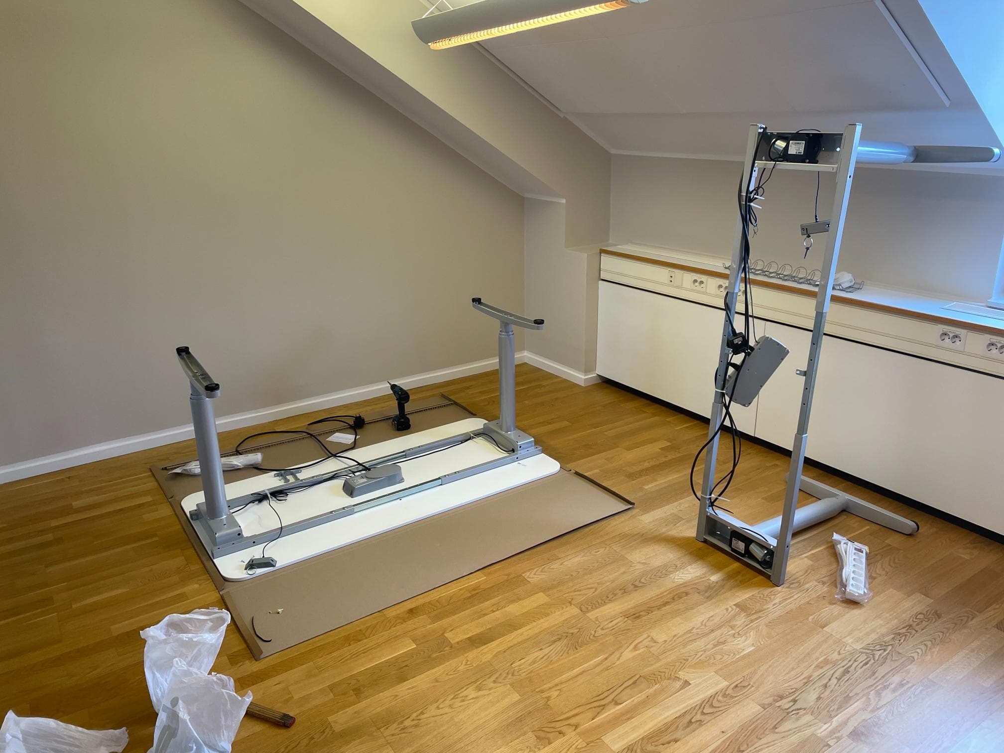 Före snickeriarbete – gammal trappa i behov av renovering