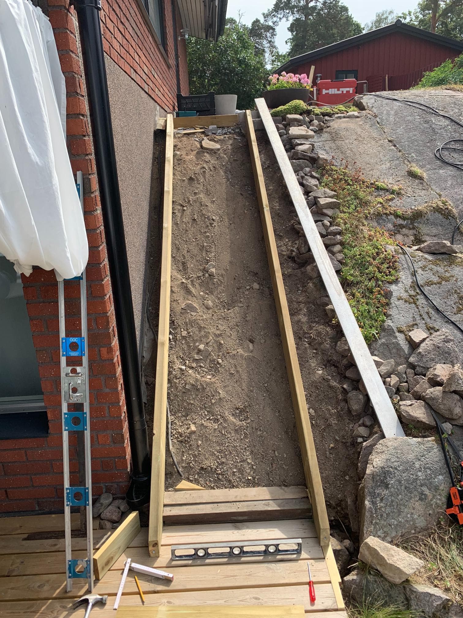 Inomhusrenovering – väggar och golv av Din Hemmafixare